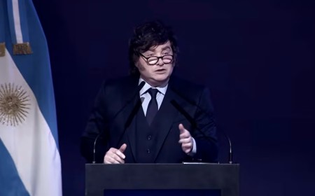Milei negocia con la política para sostener el ajuste