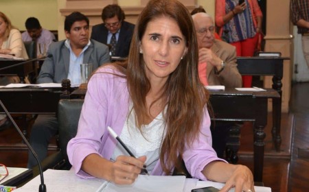“No existe un opositor que pueda competir con Sáenz”