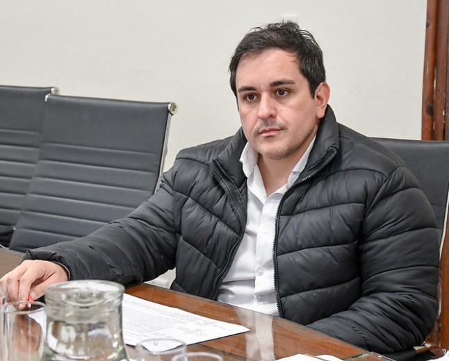 Quinteros no puede garantizar que no será candidato del oficialismo