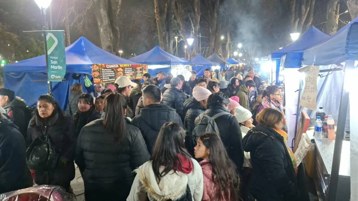 La Feria del Milagro cerró con 550 puesteros en el parque San Martín