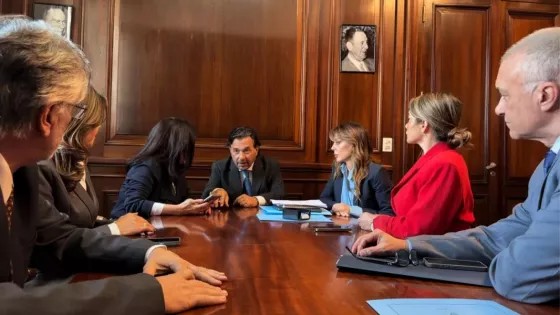 Sáenz arma un frente del Norte en el Senado
