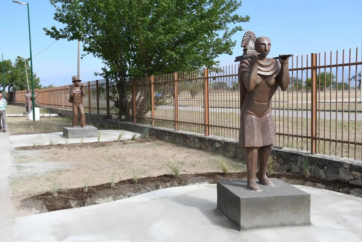 Salta inauguró un parque para homenajear a los peregrinos