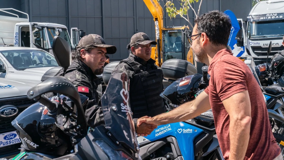 Durand suma 31 vehículos para obras y servicios