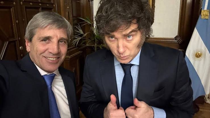 Milei sostiene a Caputo, pero crecen las diferencias en el Gobierno