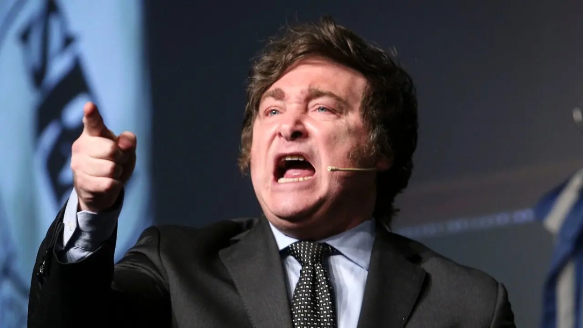 Milei redobló los insultos a periodistas y ADEPA y FOPEA salieron a repudiarlo