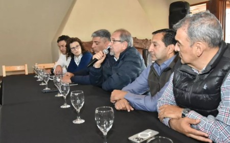Presupuesto 2027: Sáenz reúne a los intendentes y promete más obras