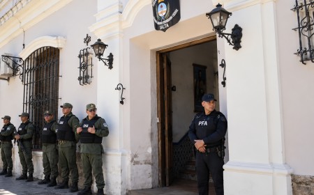 Allanan la Policía Federal en Salta por presuntas coimas